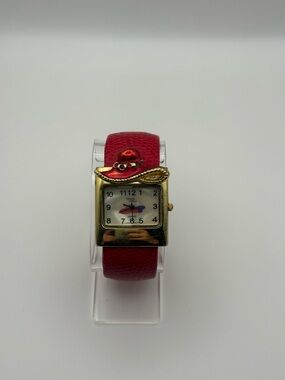Donna Vivian Red Hat Society Red & Gold Cuff Watch New Battery‎ Works! Rare!